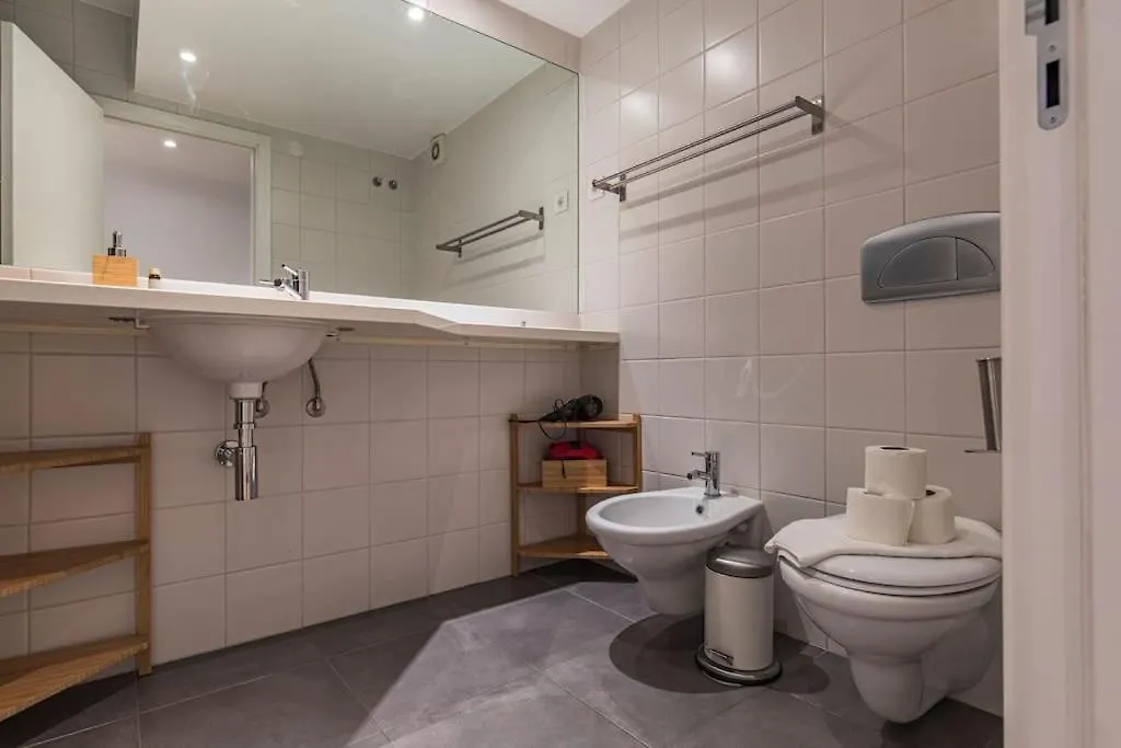 Downtown 2-Bedroom Apartment W/Terrace Lissabon