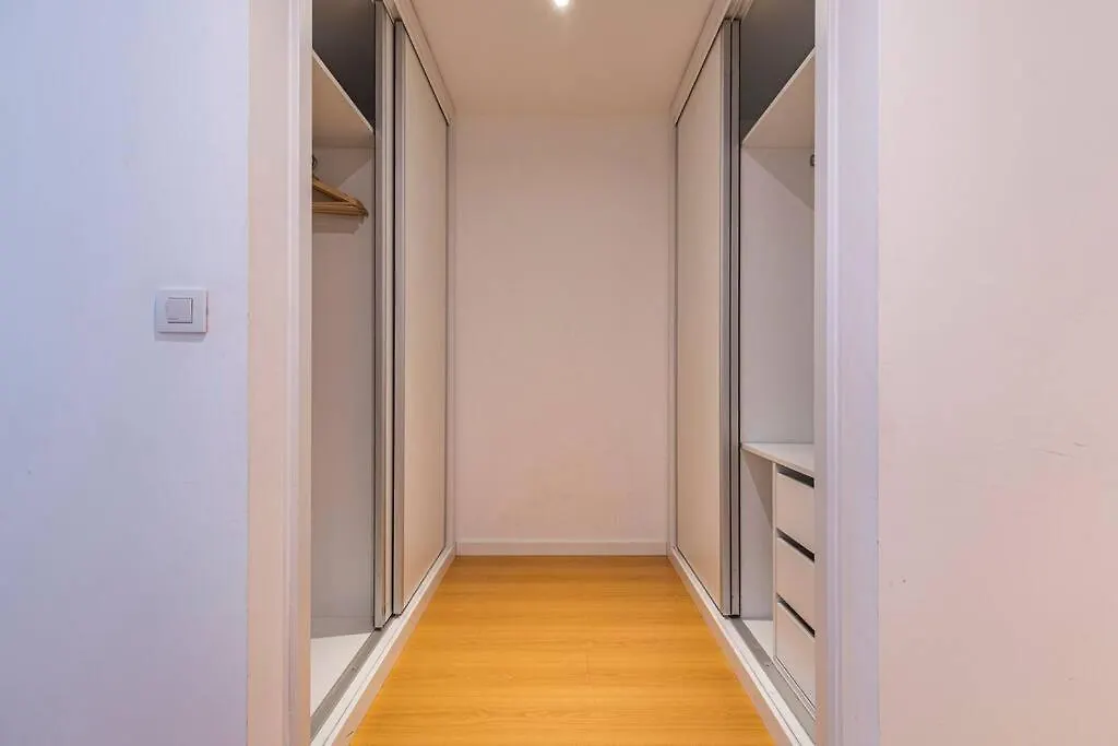 Downtown 2-Bedroom Apartment W/Terrace Lissabon
